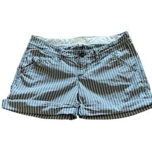 Abercrombie & Fitch Size 0 Blue and White Striped Shorts Cuffs Casual Summer